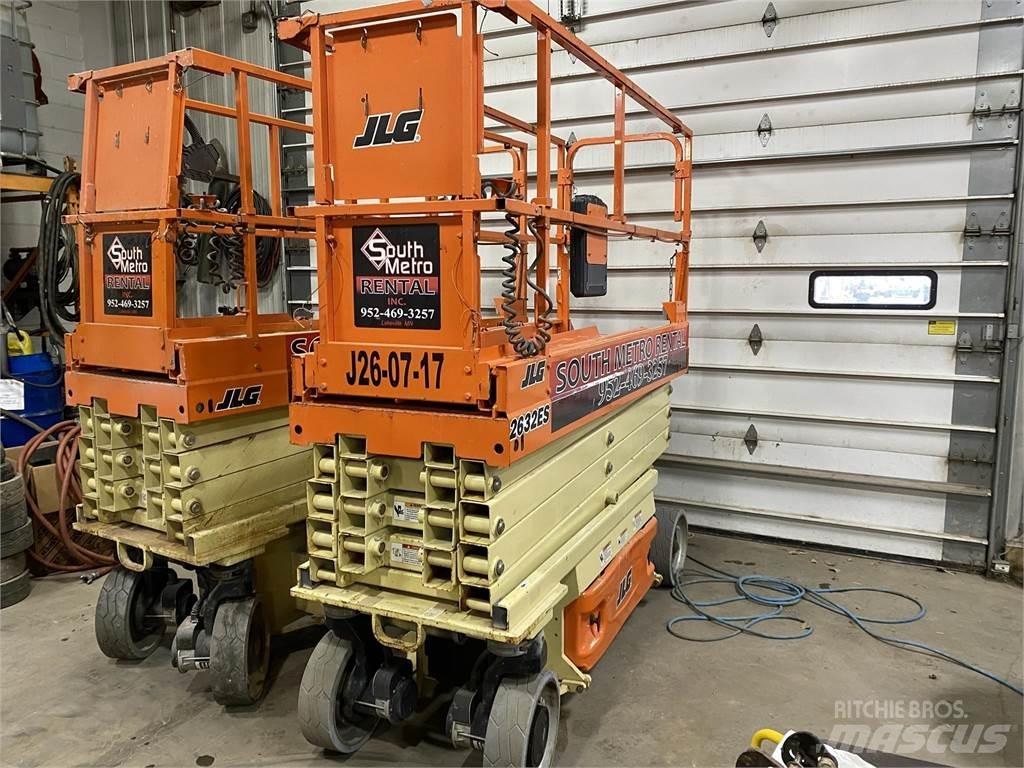 JLG 2632ES Ножични работни платформи