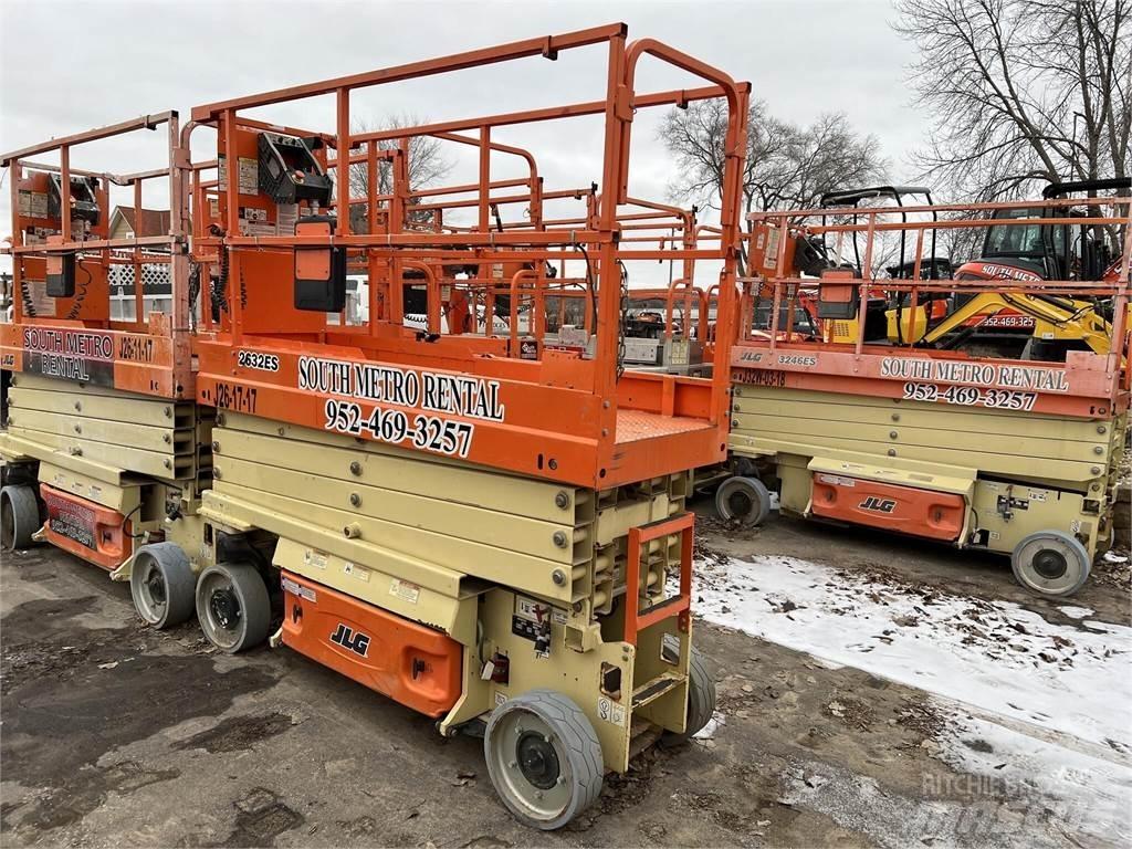 JLG 2632ES Ножични работни платформи