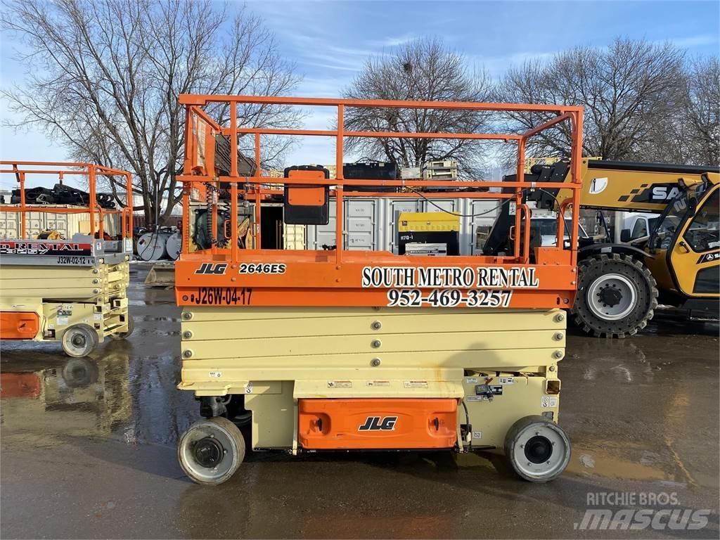 JLG 2646ES Ножични работни платформи