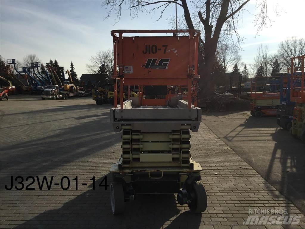 JLG 3246ES Ножични работни платформи