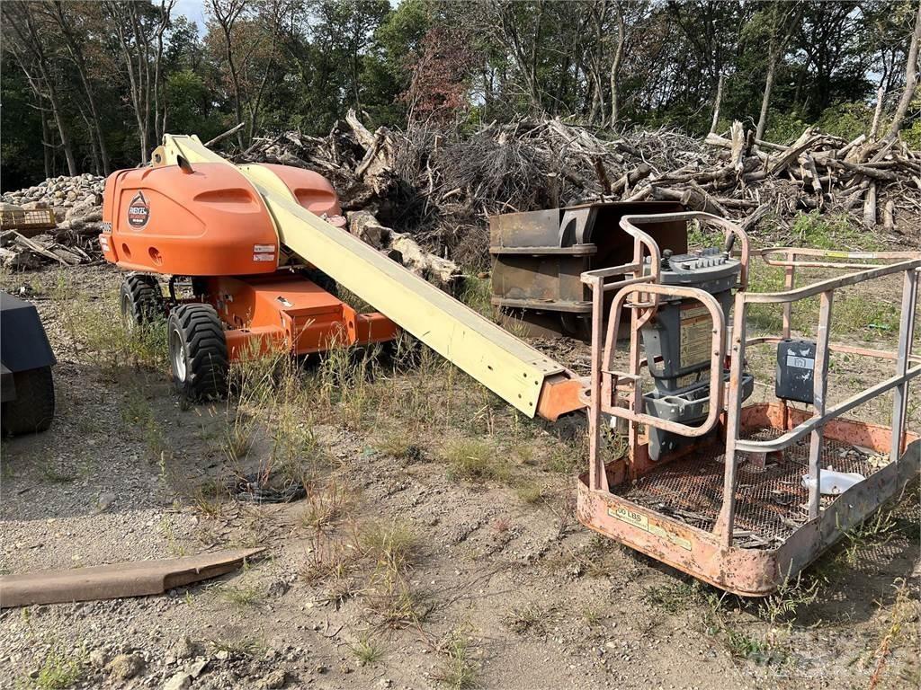 JLG 400S Телескопични повдигачи
