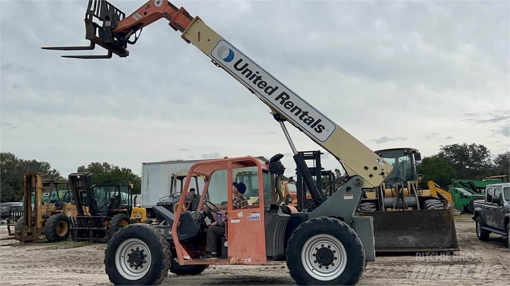JLG G6-42A Телескопични товарачи