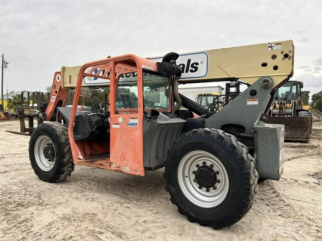 JLG G6-42A Телескопични товарачи