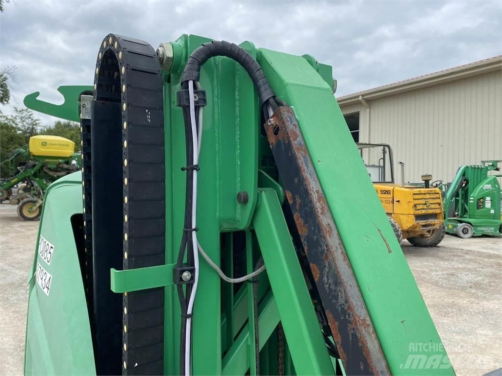 JLG TOUCAN 26E Вертикални мачтови повдигачи
