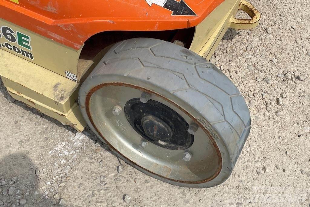 JLG TOUCAN 26E Вертикални мачтови повдигачи
