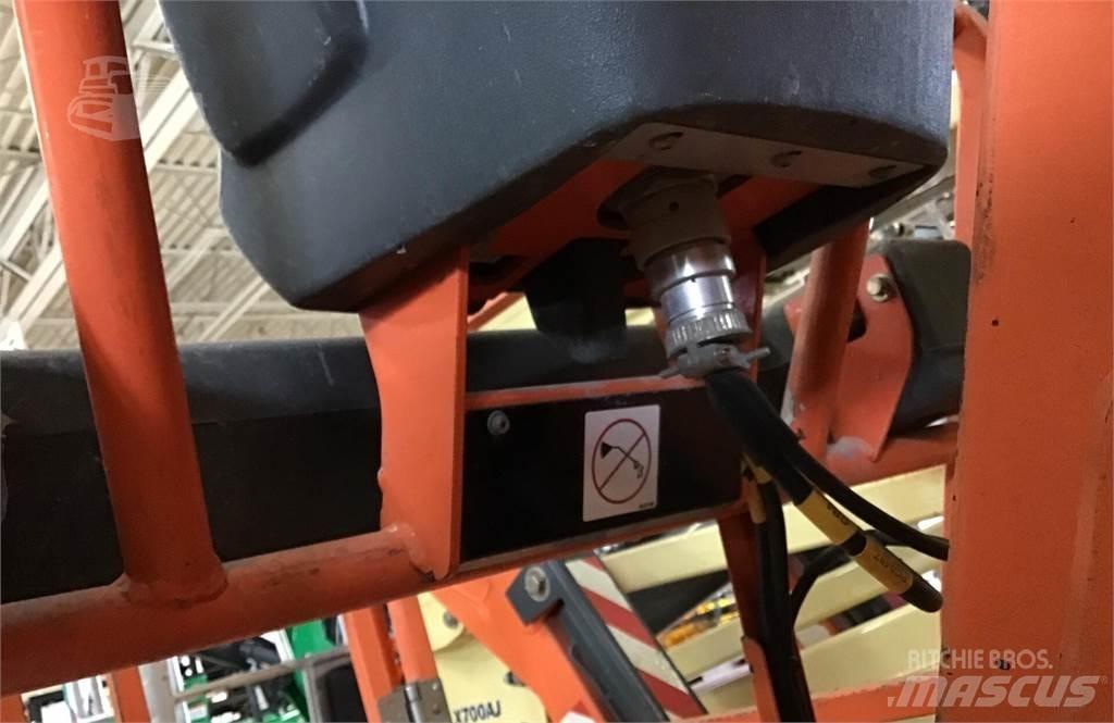JLG TOUCAN 26E Вертикални мачтови повдигачи
