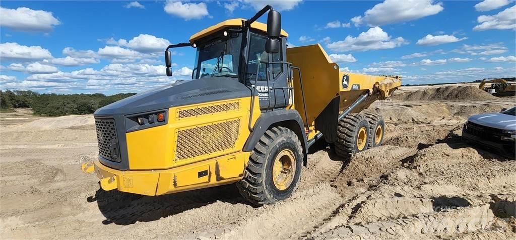 John Deere 310E Дъмпери/моторни превозни средства