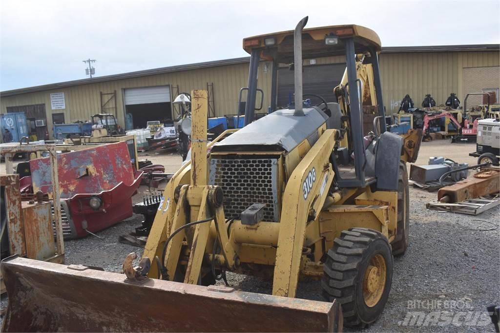 John Deere 310G Товарач със заден ексватор