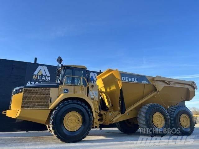 John Deere 460E Дъмпери/моторни превозни средства