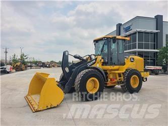John Deere 524P Колесни товарачи