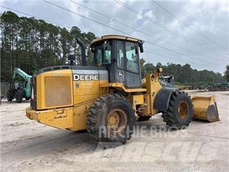 John Deere 544K Колесни товарачи