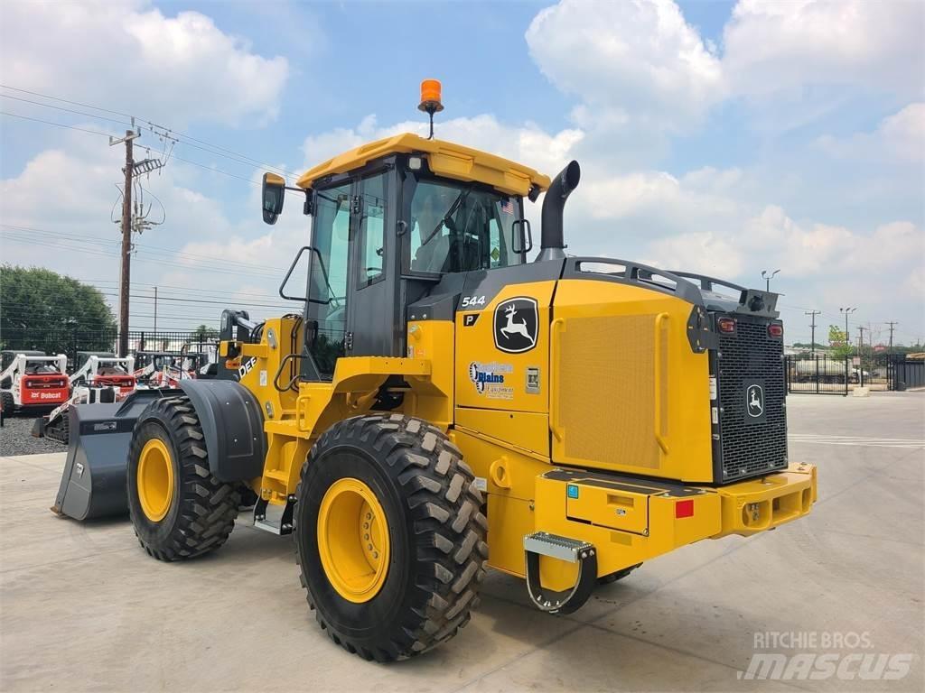John Deere 544P Колесни товарачи