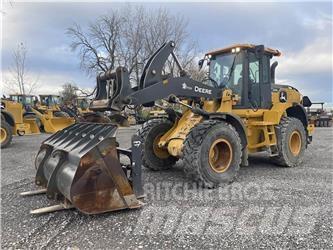John Deere 624L Колесни товарачи