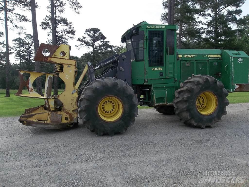 John Deere 643K Секачи
