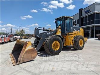 John Deere 644K Колесни товарачи