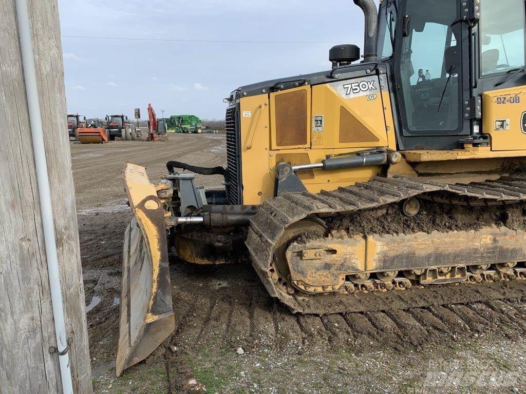 John Deere 750K LGP Верижни булдозери
