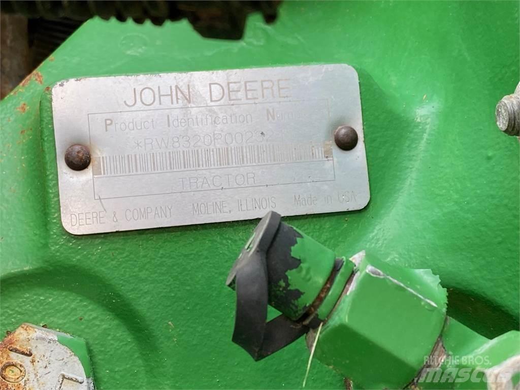 John Deere 8320 Трактори