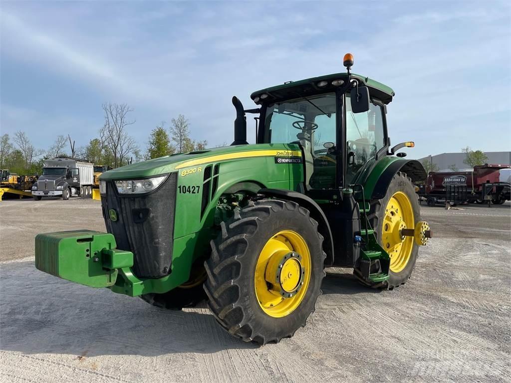 John Deere 8320R Трактори