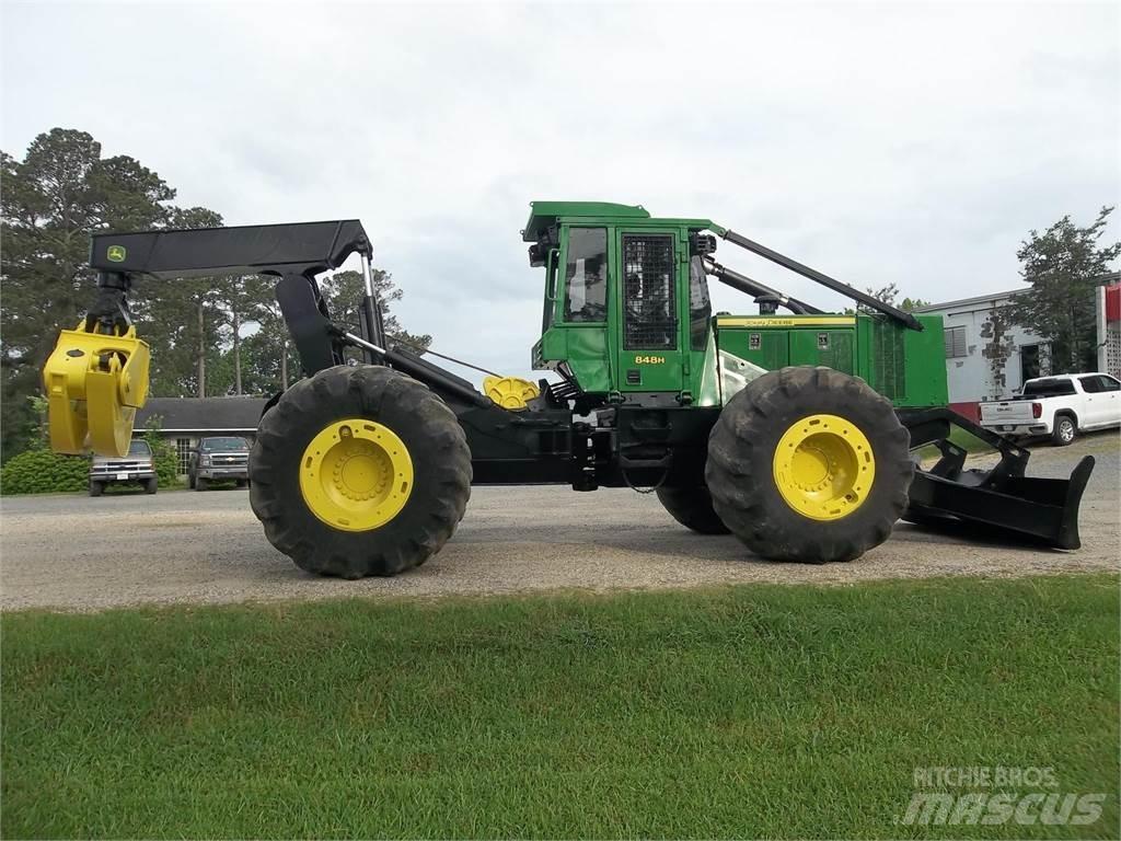 John Deere 848H Скидери
