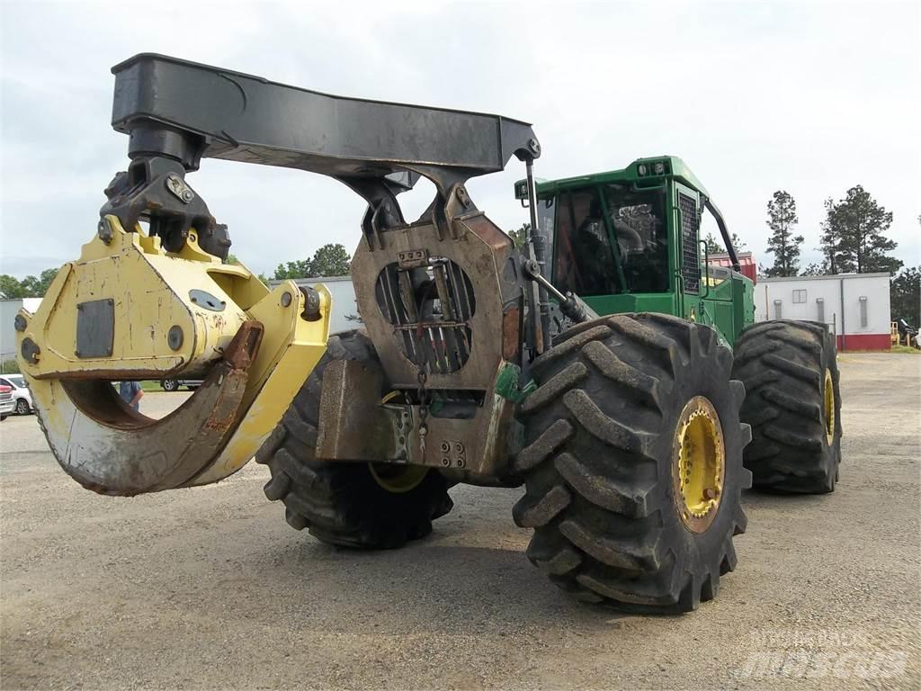 John Deere 848L Скидери
