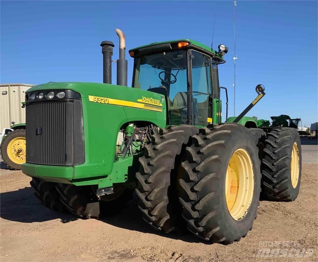 John Deere 9320 Трактори