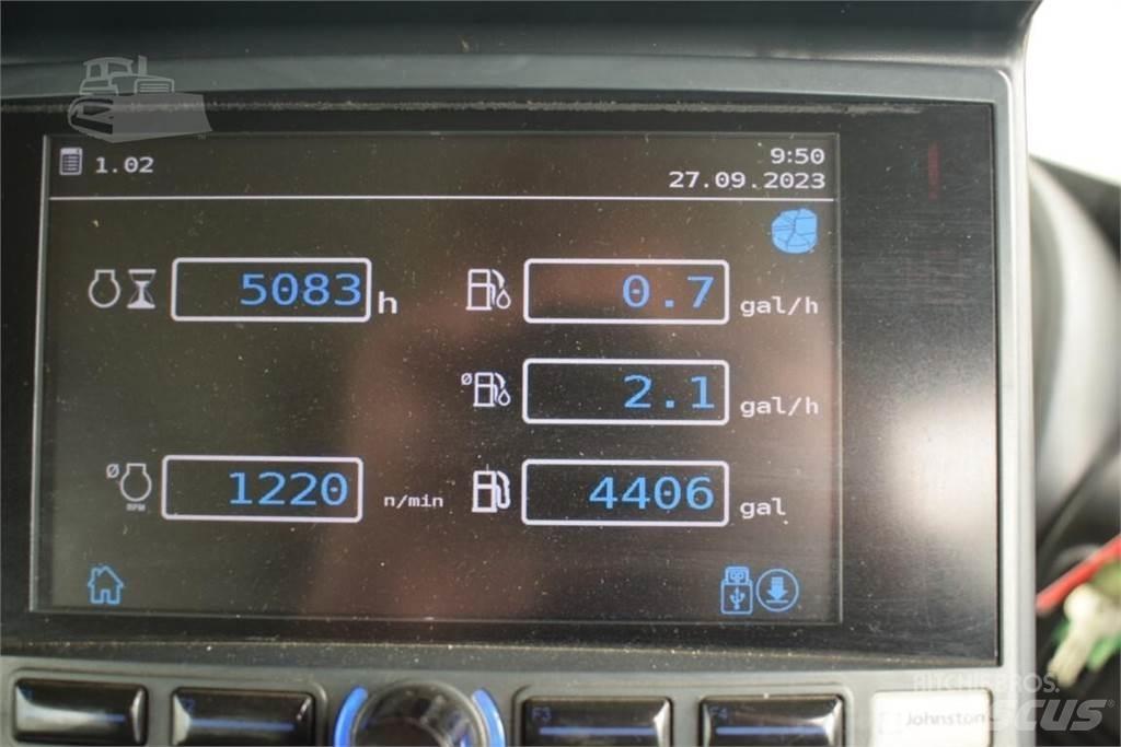 Johnston VT651 Автоматични метачки с четки