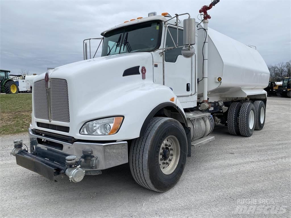 Kenworth T440 Цистерни за вода
