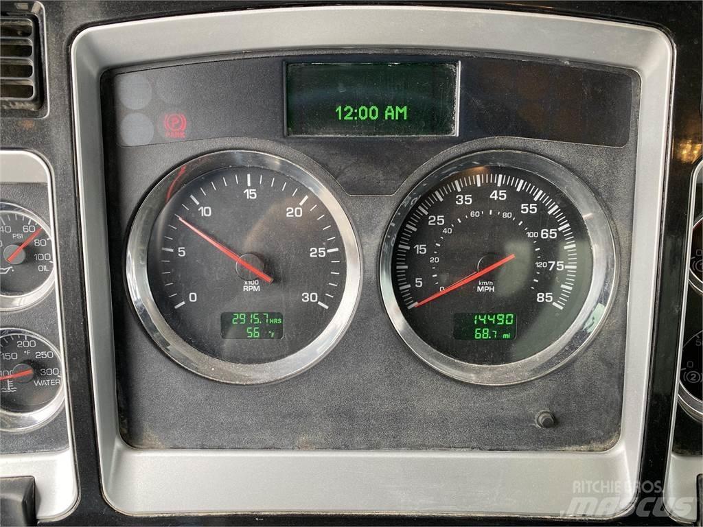 Kenworth T440 Цистерни за вода
