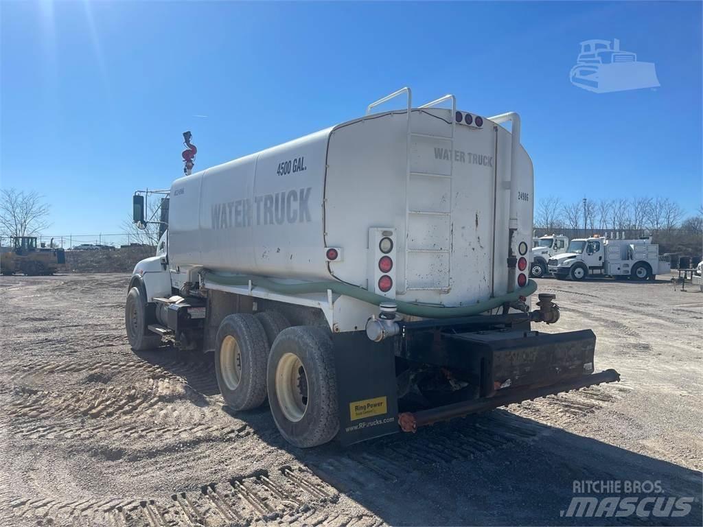 Kenworth T440 Цистерни за вода
