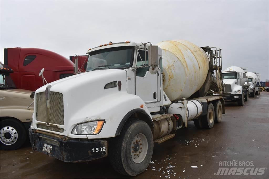 Kenworth T440 Автобетоновози
