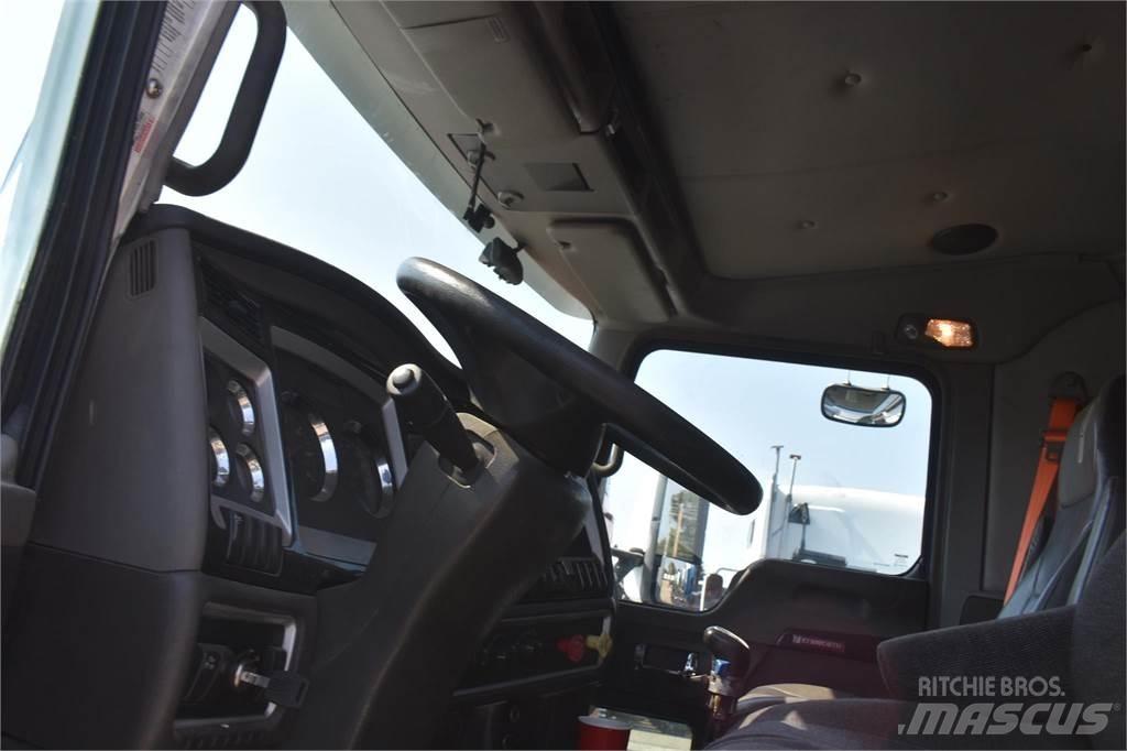 Kenworth T660 Самосвал