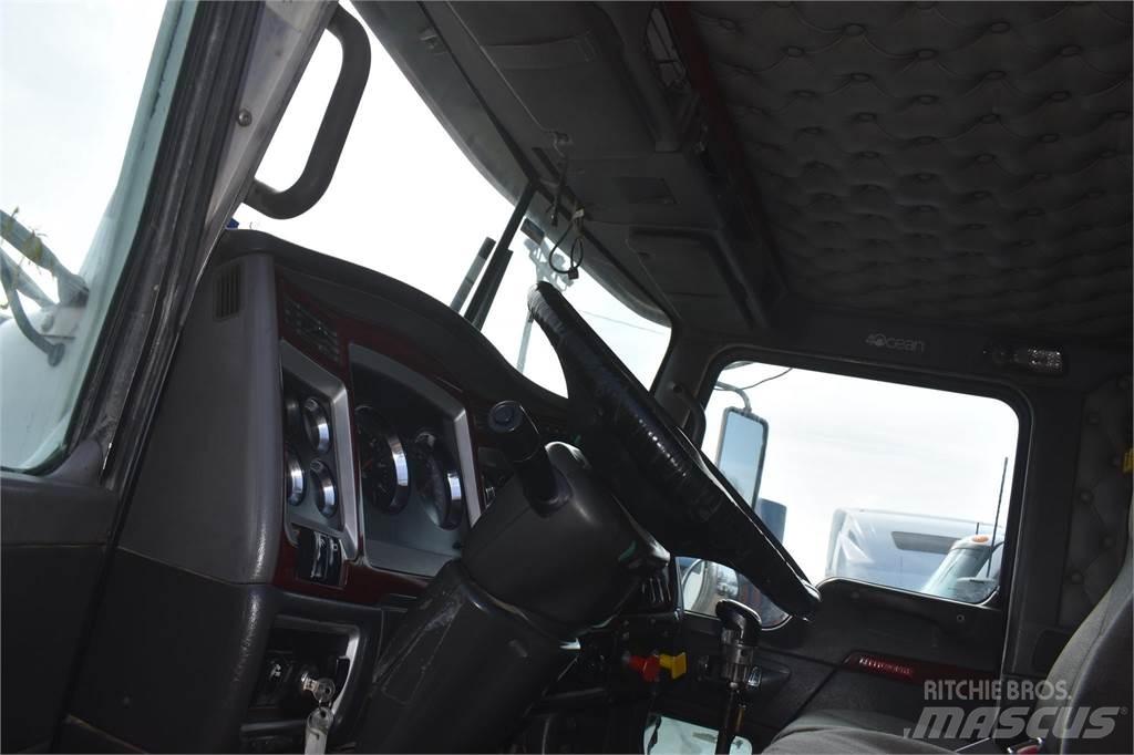 Kenworth T800 Самосвал