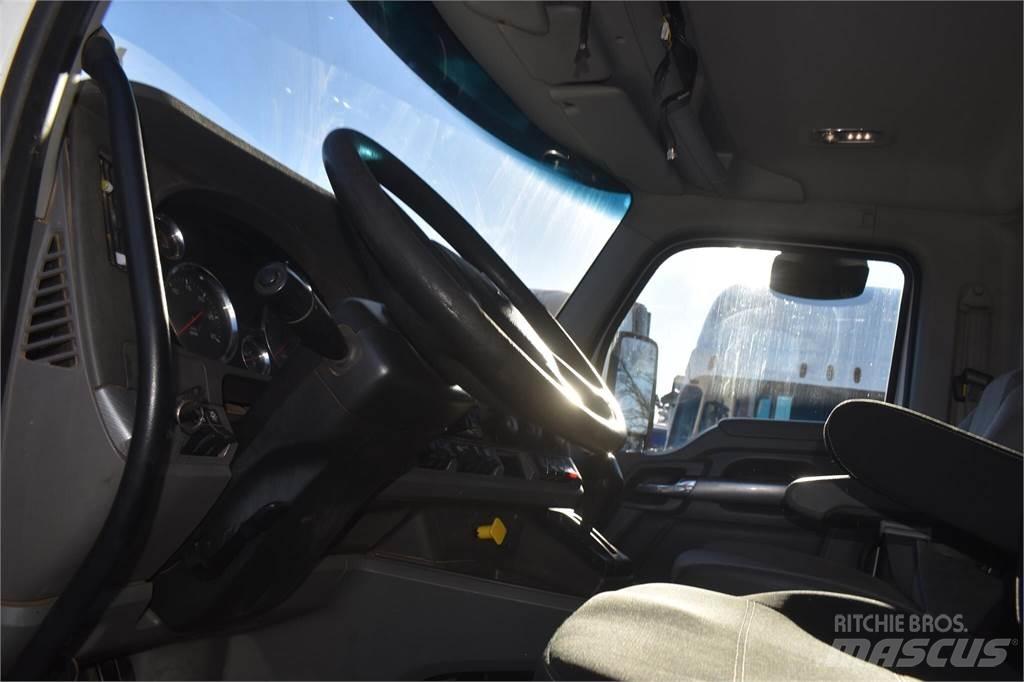 Kenworth T880 Самосвал