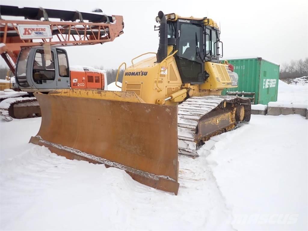 Komatsu D61PXi-24 Верижни булдозери
