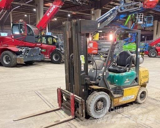 Komatsu FG25T-14 Вилични кари-повдигачи - други