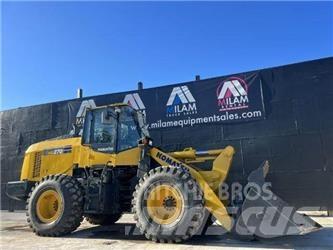 Komatsu WA270-8 Колесни товарачи