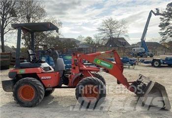 Kubota R520ST Колесни товарачи