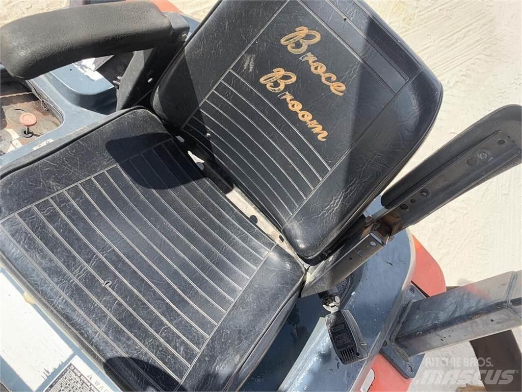 Kubota R520ST Колесни товарачи