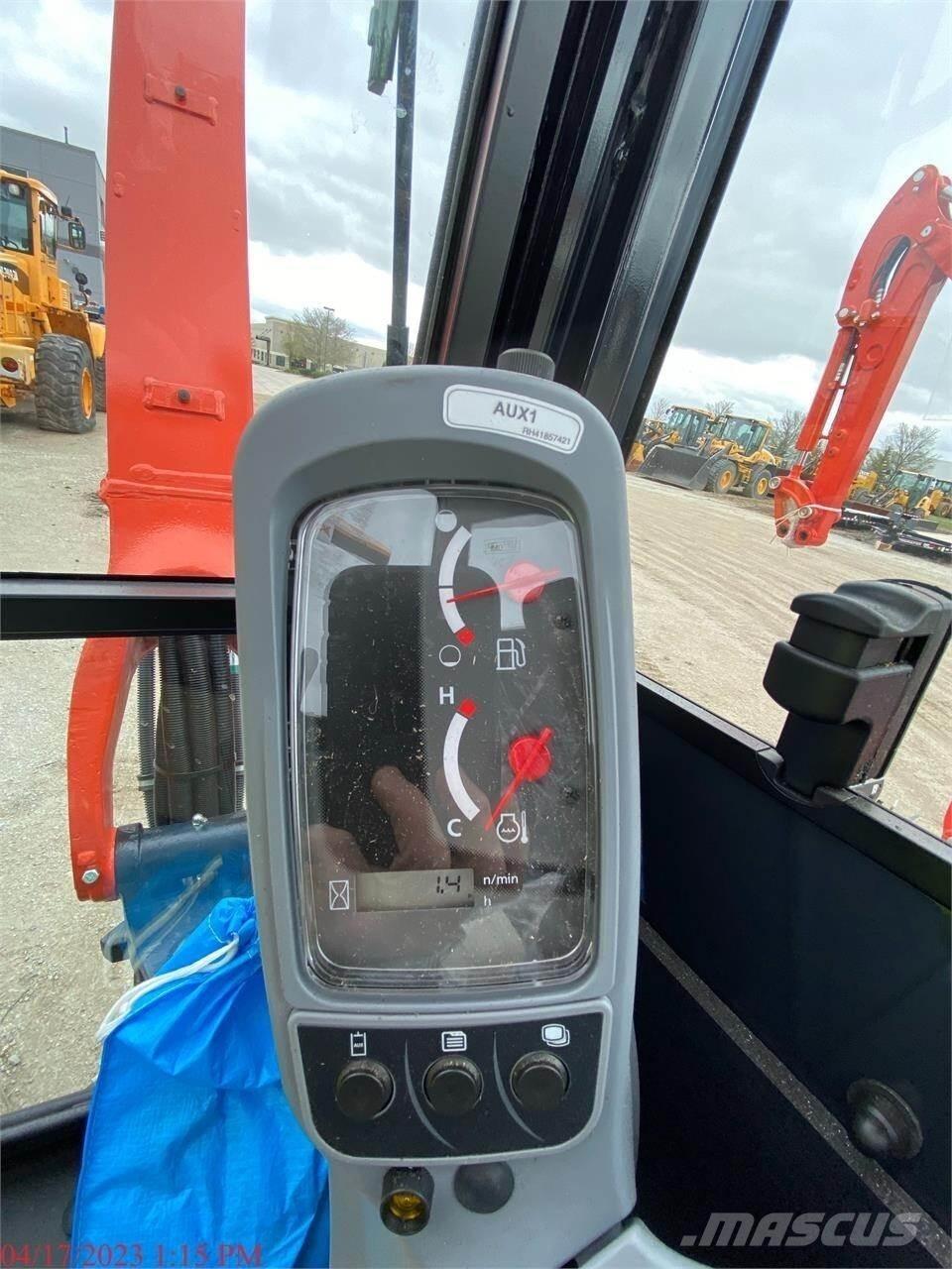 Kubota U27-4 Мини екскаватори < 7 т