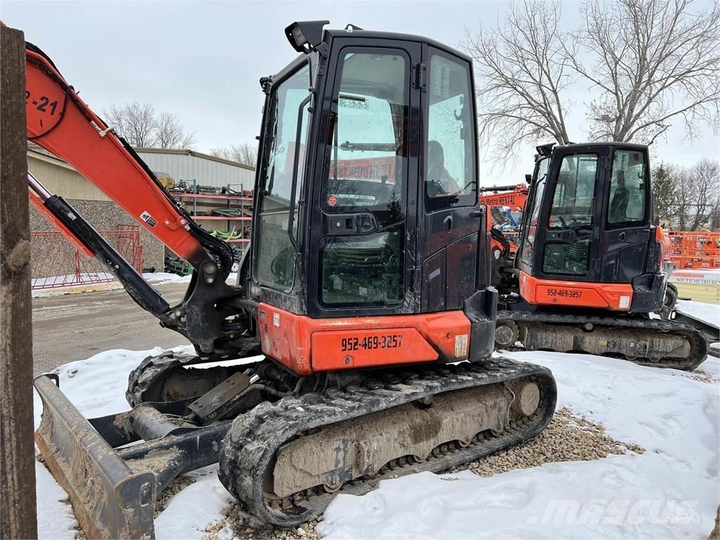 Kubota U55-5 Мини екскаватори < 7 т