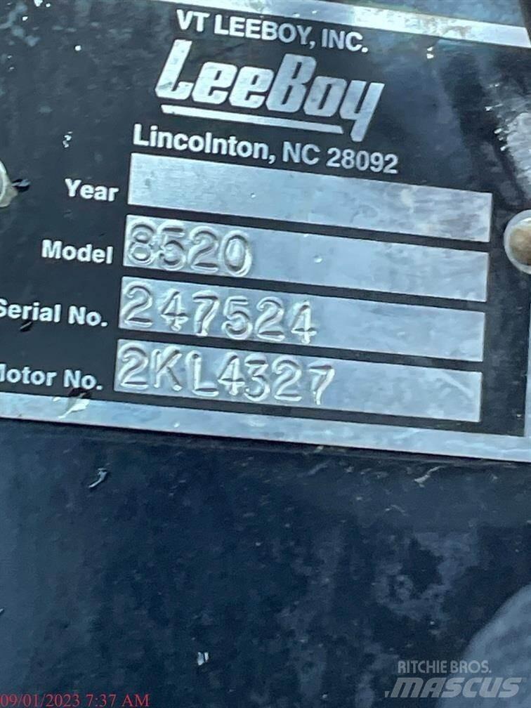 LeeBoy 8520B Машини за асфалт