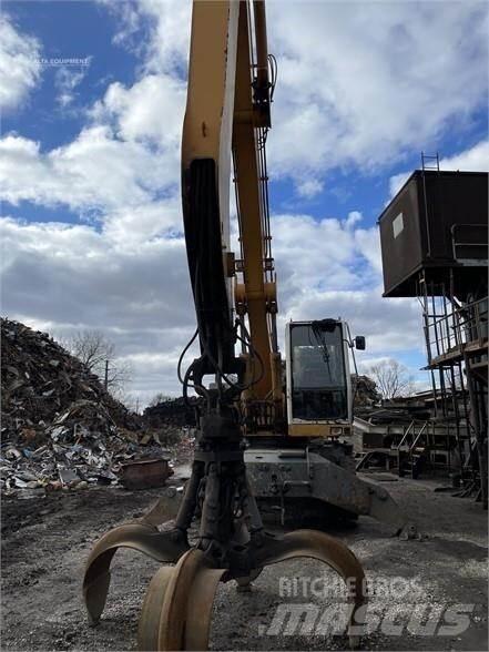 Liebherr A924C Оператори на отпадъци/индустрия
