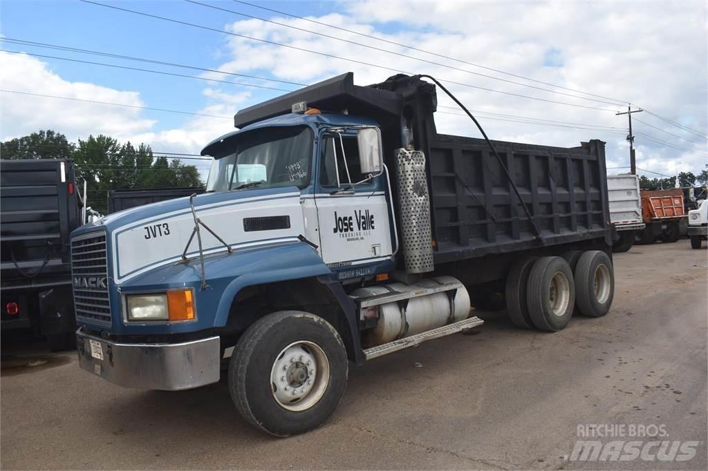 Mack CH613 Самосвал