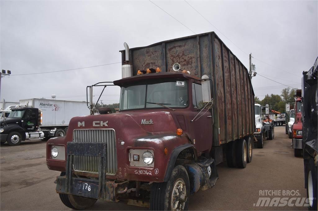 Mack DM685S Автокранове