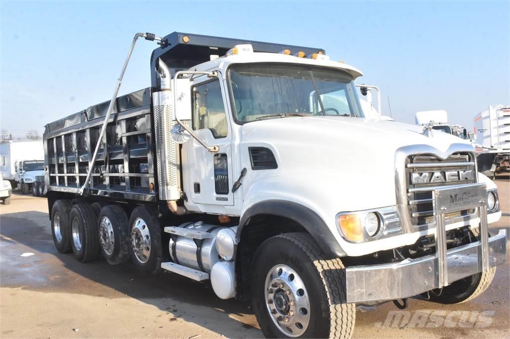 Mack GRANITE CV713 Самосвал