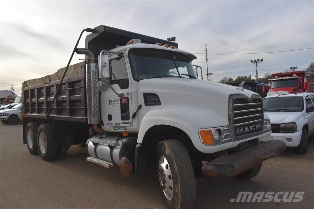 Mack GRANITE CV713 Самосвал