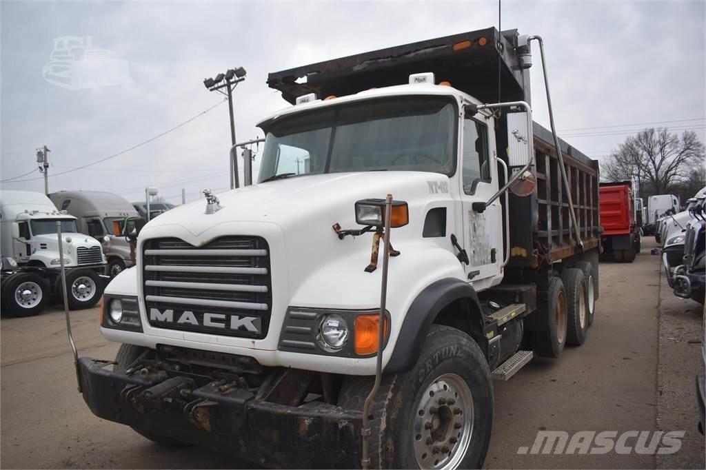 Mack GRANITE CV713 Самосвал
