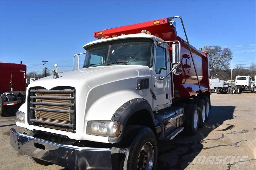 Mack GRANITE GU713 Самосвал