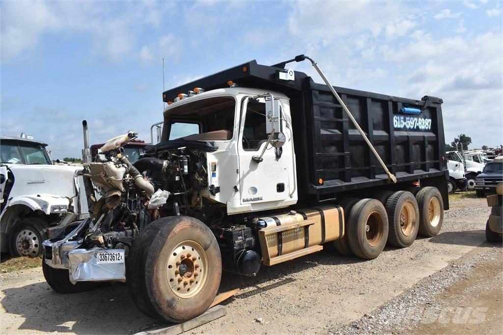 Mack GRANITE GU713 Самосвал