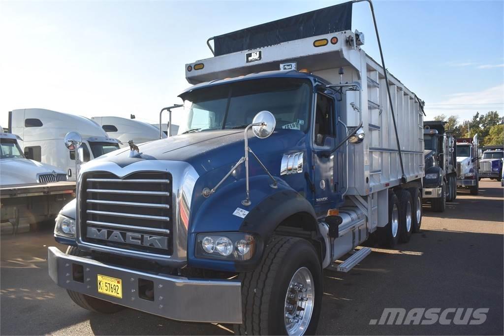 Mack GRANITE GU713 Самосвал